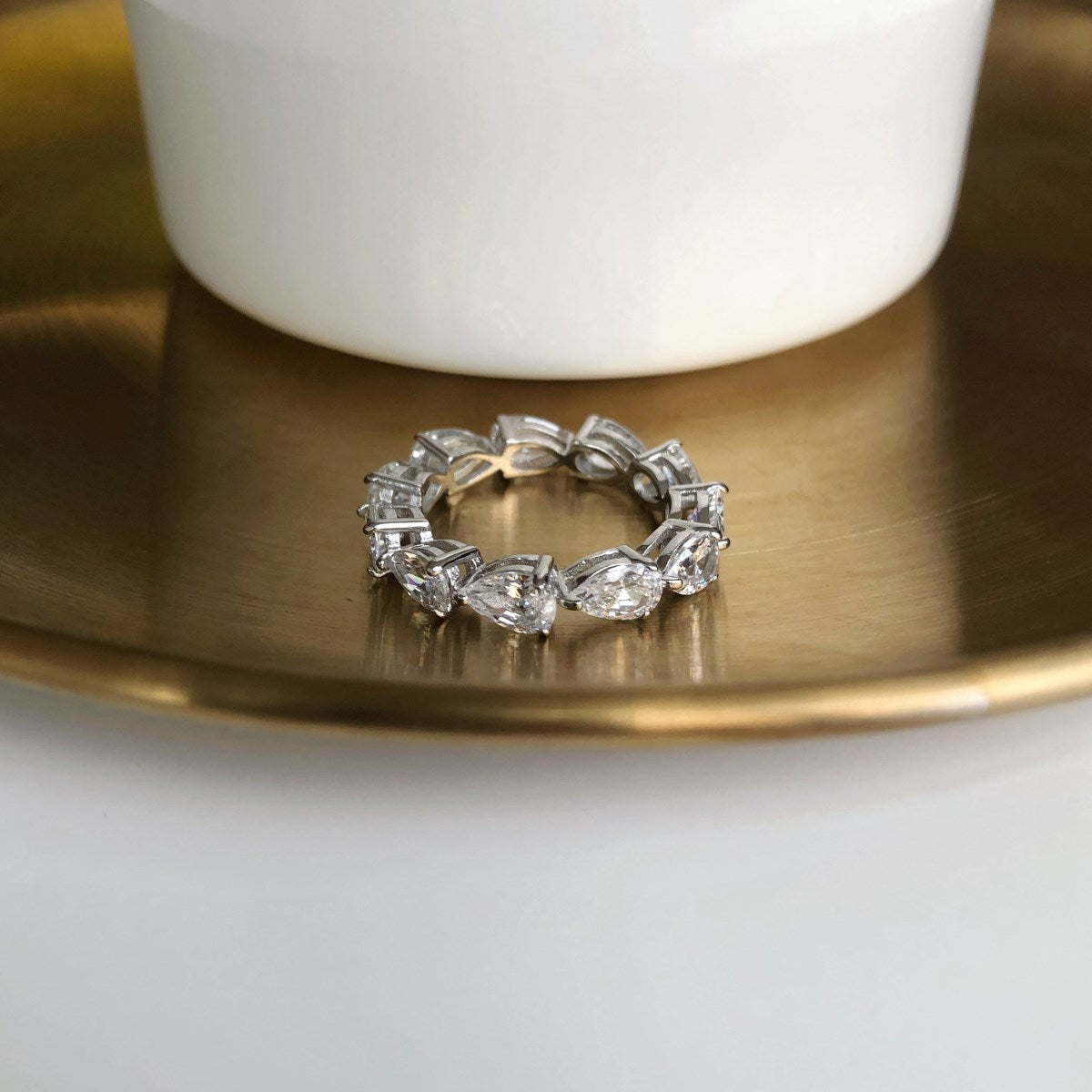 [Royal Jewelry]Exquisite Pear Cut Tennis Ring