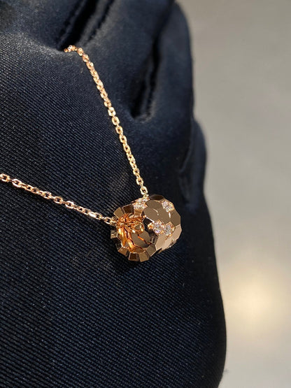 [Royal Jewelry]BEE LOVE DIAMOND NECKLACE
