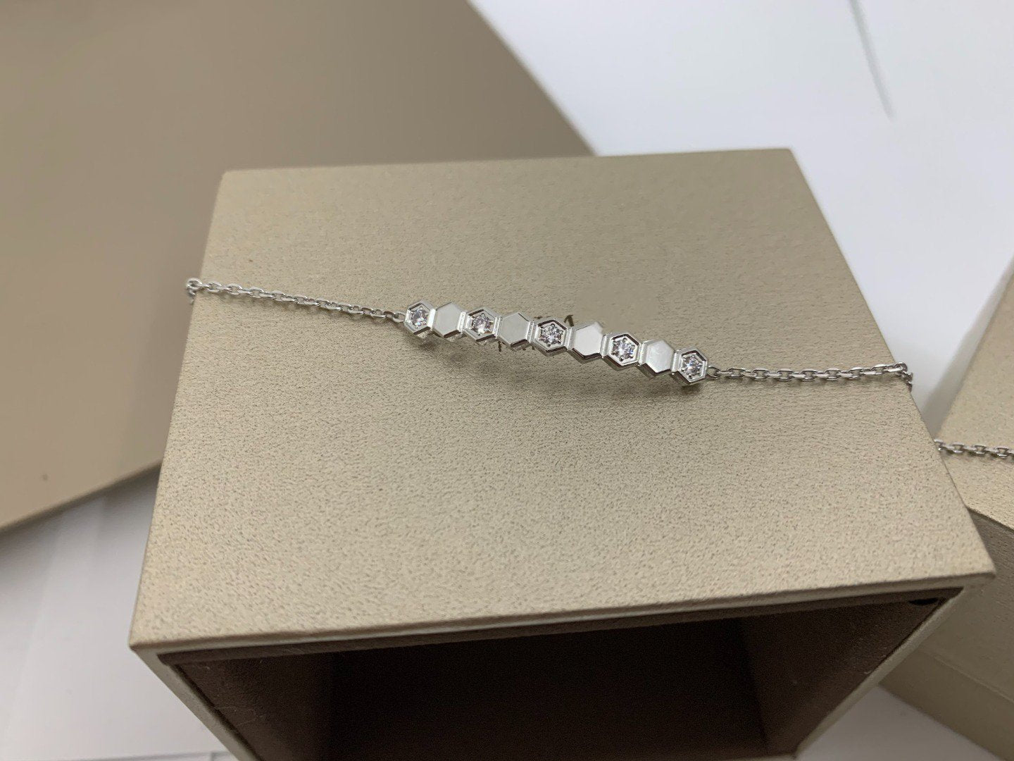 [Royal Jewelry]BEE LOVE BRACELET DIAMOND