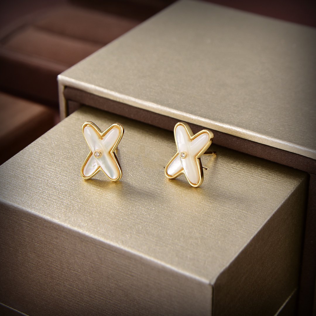 [Royal Jewelry]JEUX DE WHITE MOP GOLD DIAMOND EARRINGS