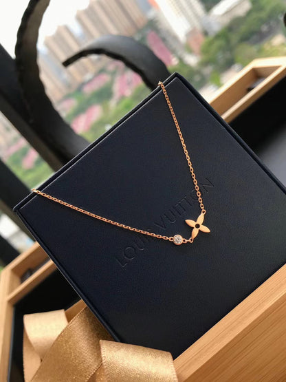 [Royal Jewelry]BLOSSOM PENDANT PINK GOLD AND DIAMOND