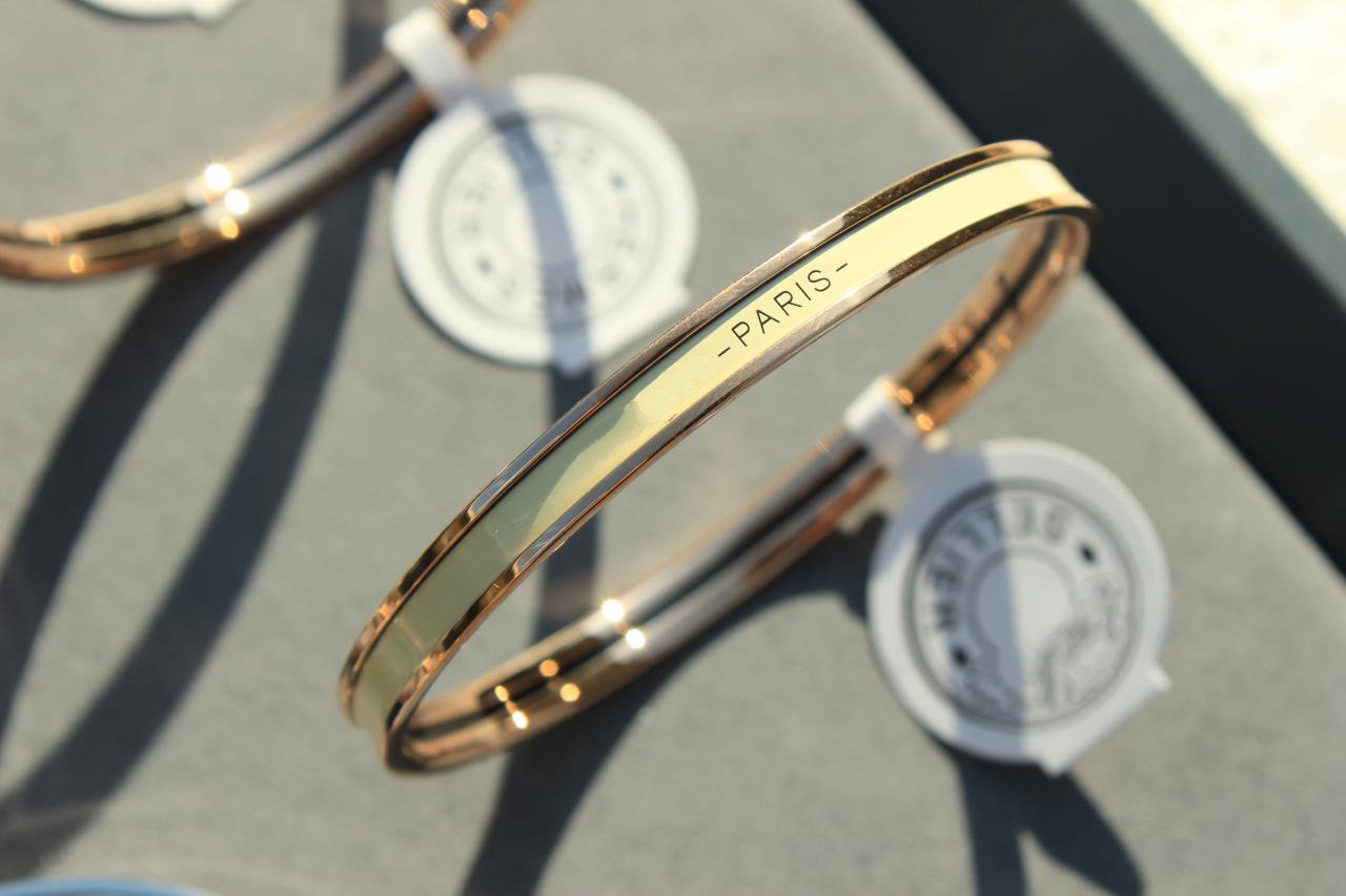 [Royal Jewelry]HM UNI BANGLE BAG