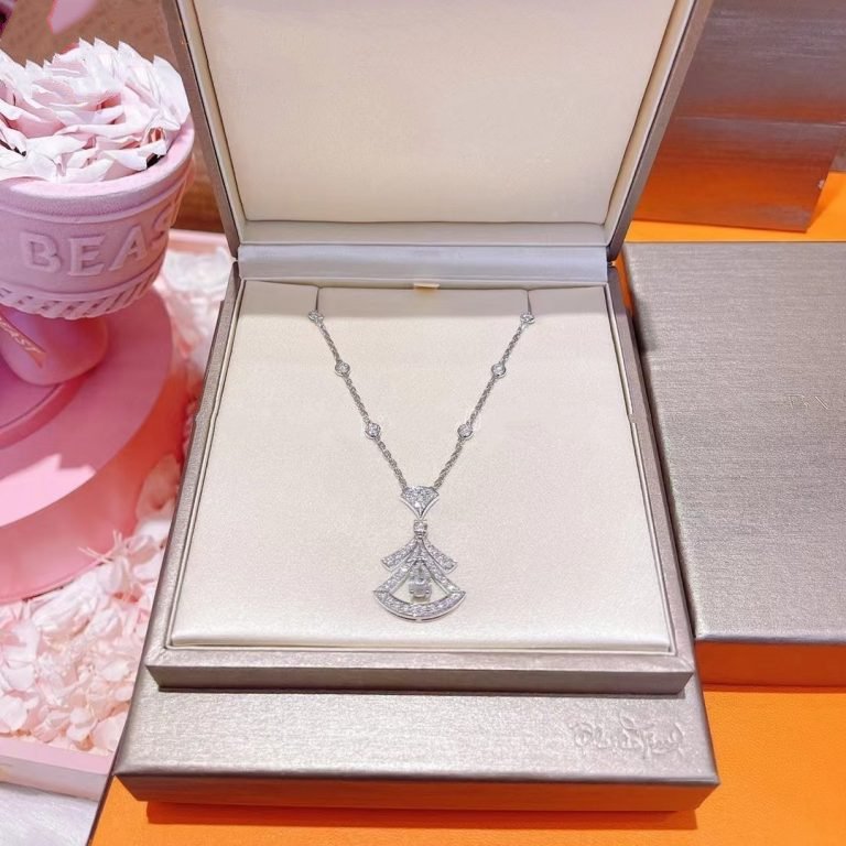 [Royal Jewelry]DREAM NECKLACE WHITE DIAMOND SILVER