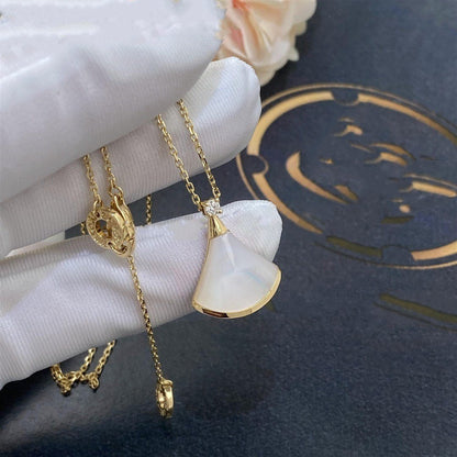 [Royal Jewelry]DREAM NECKLACE WHITE MOP GOLD 1 DIAMOND