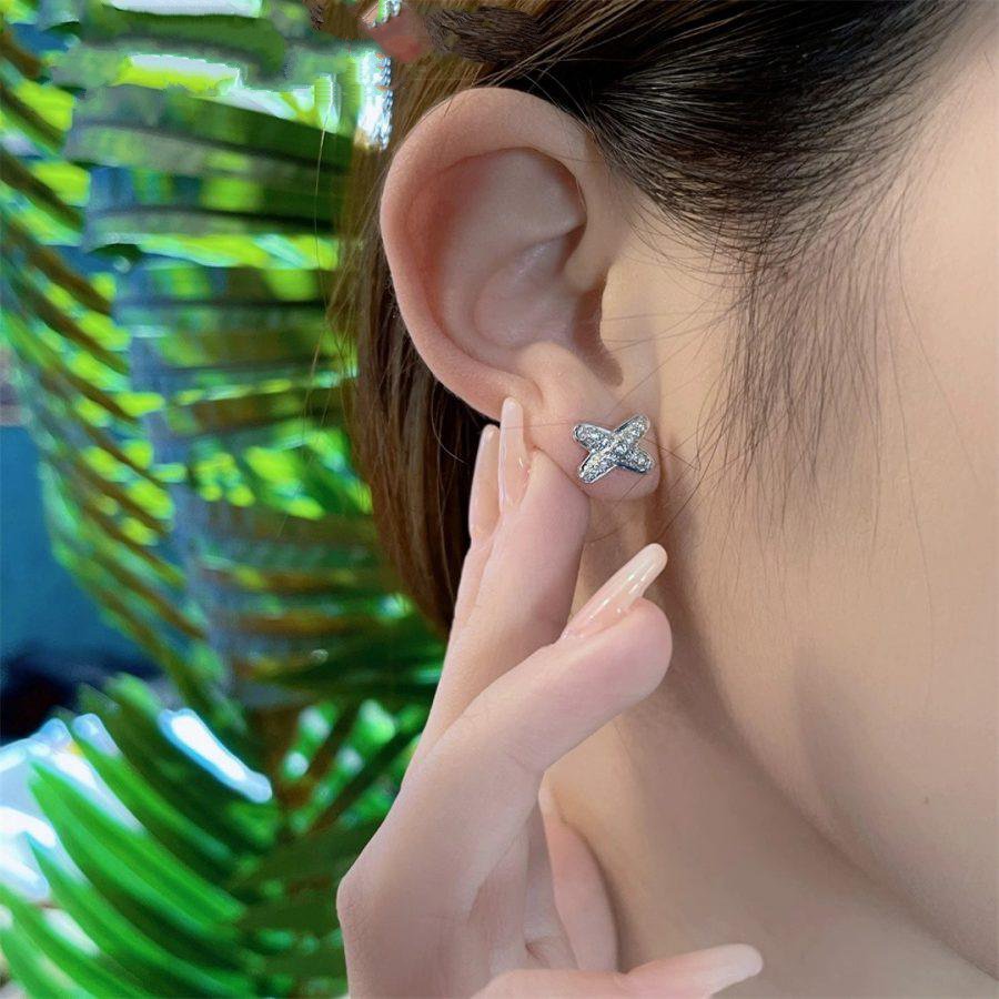 [Royal Jewelry]JEUX DE SILVER DIAMOND EARRINGS