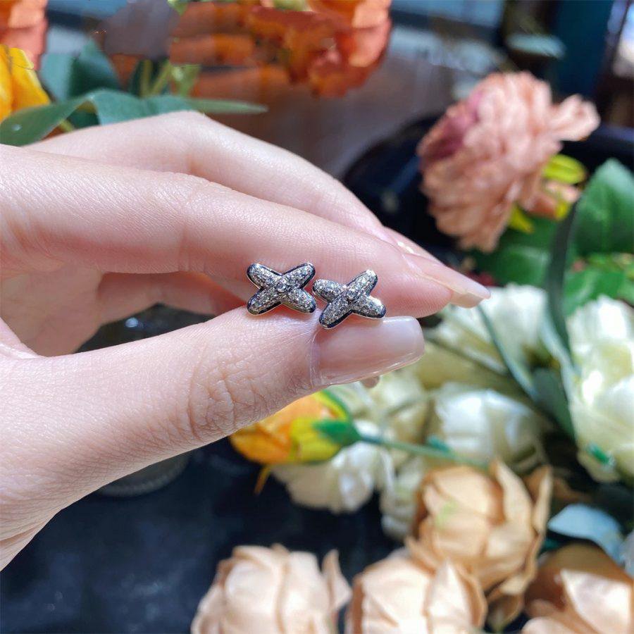[Royal Jewelry]JEUX DE SILVER DIAMOND EARRINGS