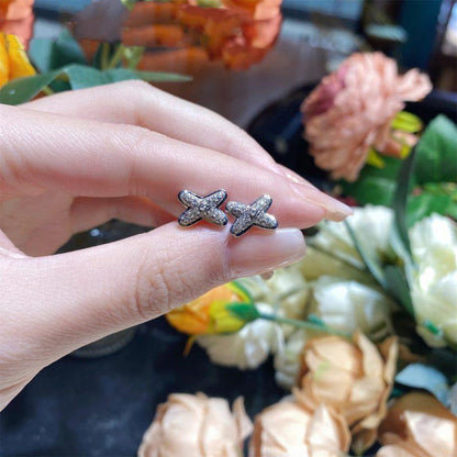 [Royal Jewelry]JEUX DE SILVER DIAMOND EARRINGS