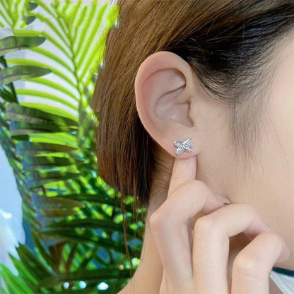 [Royal Jewelry]JEUX DE SILVER DIAMOND EARRINGS