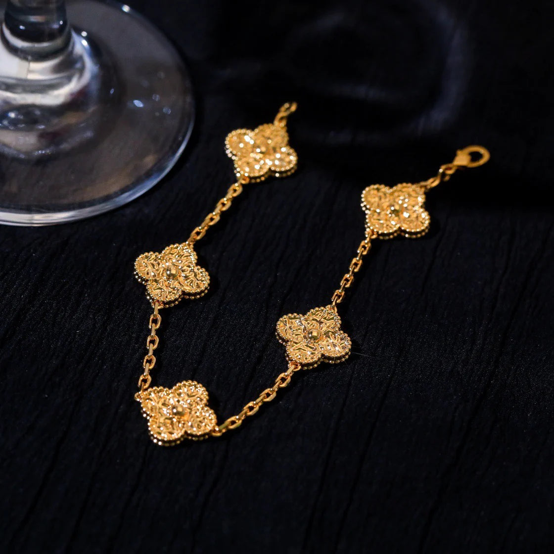 [Royal Jewelry]CLOVER 5 MOTIFS BRONZING BRACELET