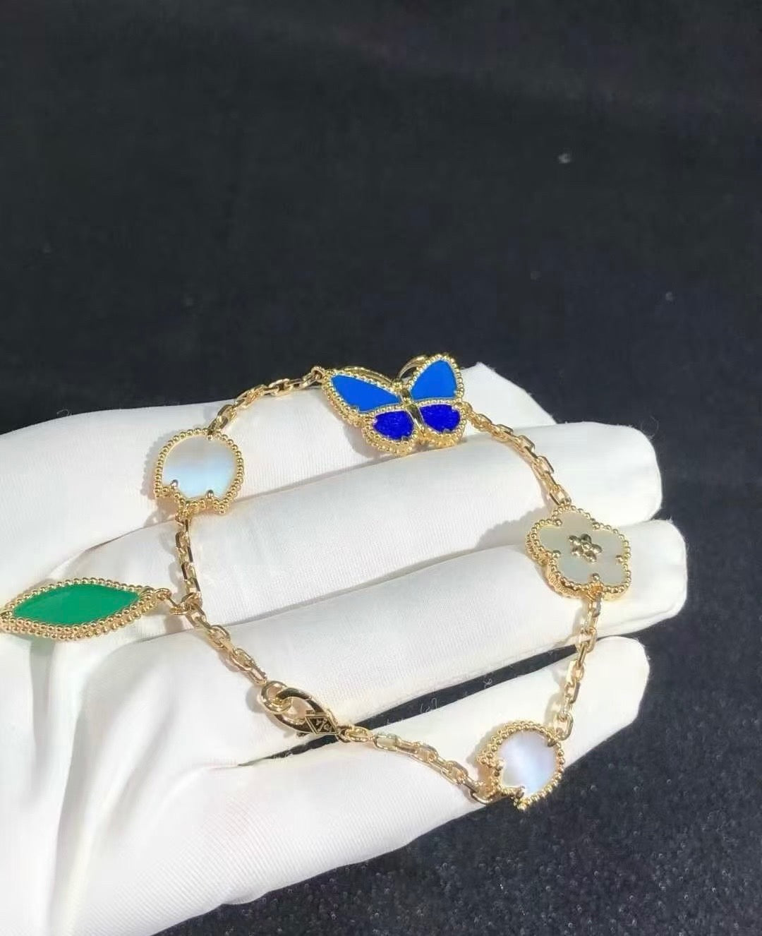[Royal Jewelry]LUCKY SPRING BUTTERFLY 5 MOTIF BRACELET