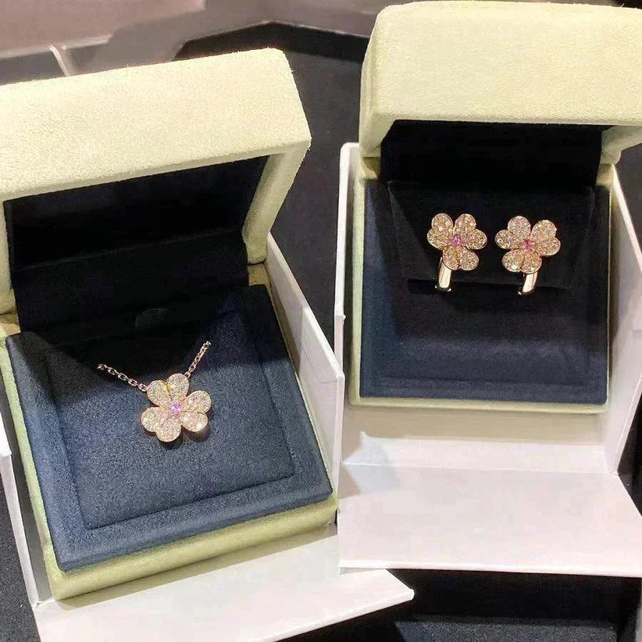 [Royal Jewelry]FRIVOLE ROSE GOLD FLOWER DIAMOND NECKLACE