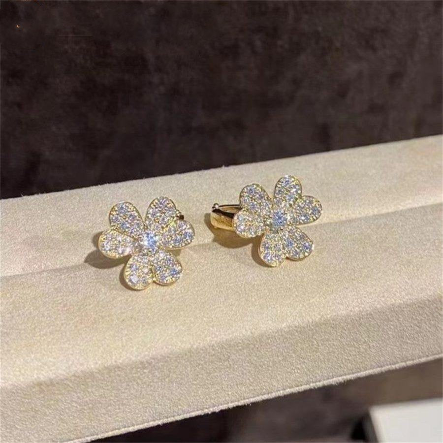 [Royal Jewelry]FRIVOLE GOLD FLOWER DIAMOND EARRINGS