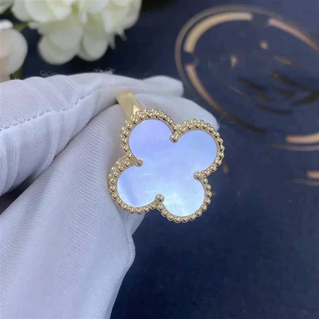 [Royal Jewelry]CLOVER WHITE MOP RING