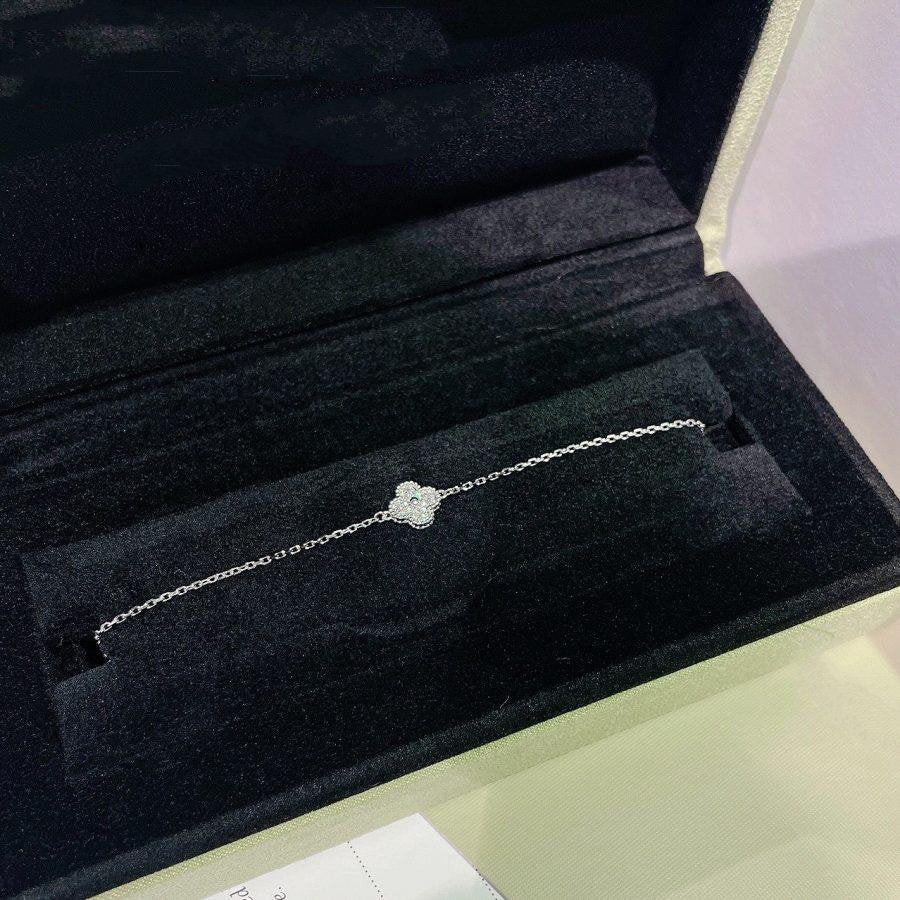 [Royal Jewelry]CLOVER  SINGLE FLOWER BRACELET SILVER