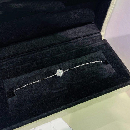 [Royal Jewelry]CLOVER  SINGLE FLOWER BRACELET SILVER