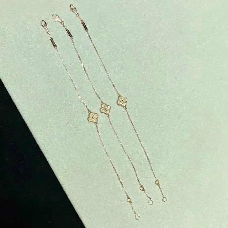 [Royal Jewelry]CLOVER SINGLE FLOWER BRACELET