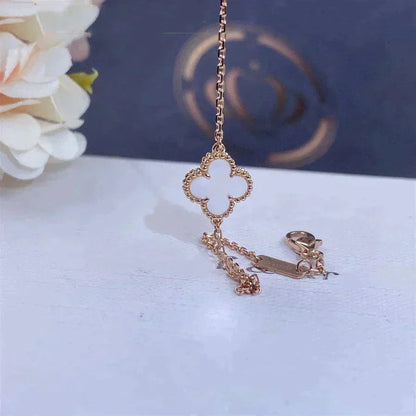 [Royal Jewelry]CLOVER WHITE MOP SINGLE FLOWER BRACELET