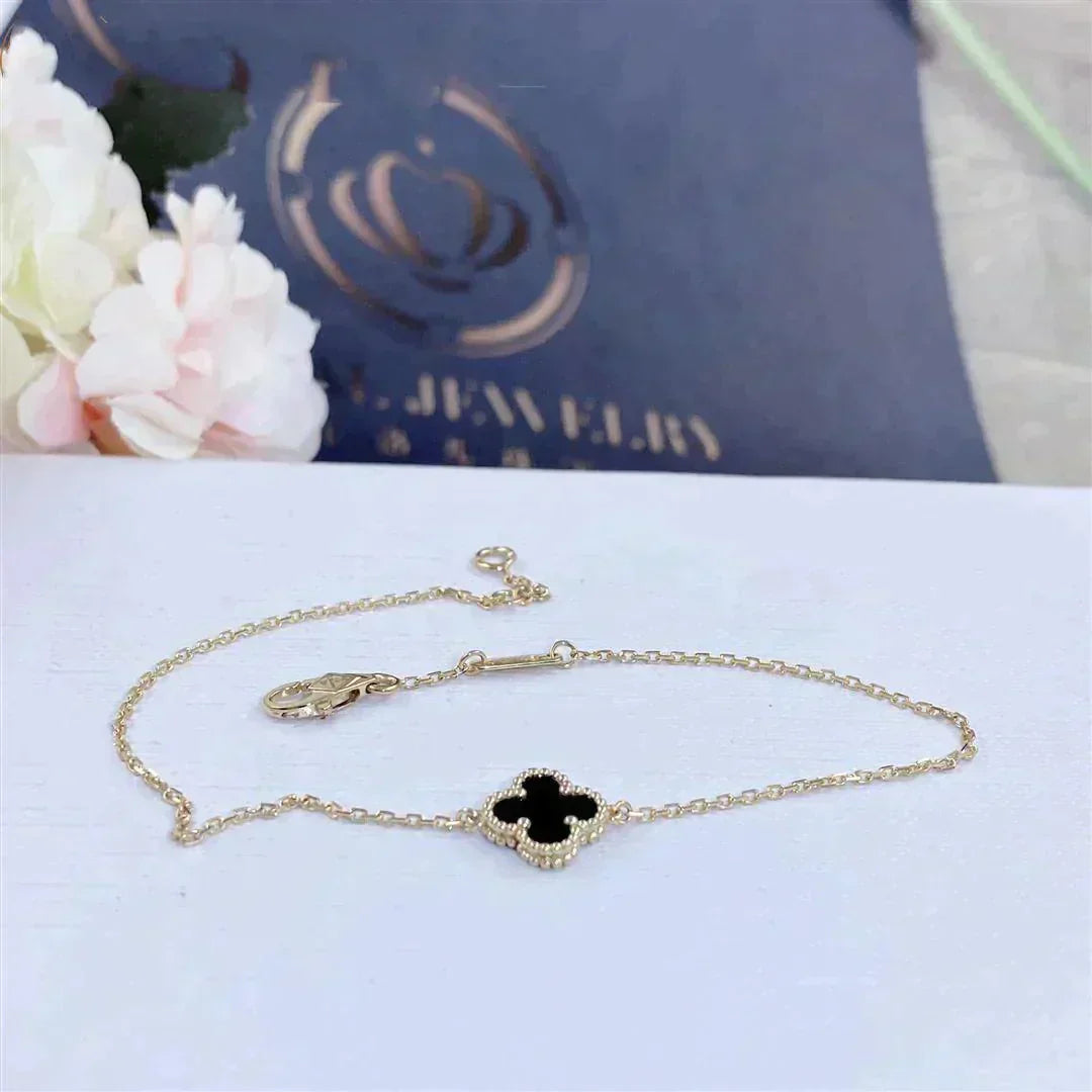[Royal Jewelry]CLOVER ONYX SINGLE FLOWER BRACELET