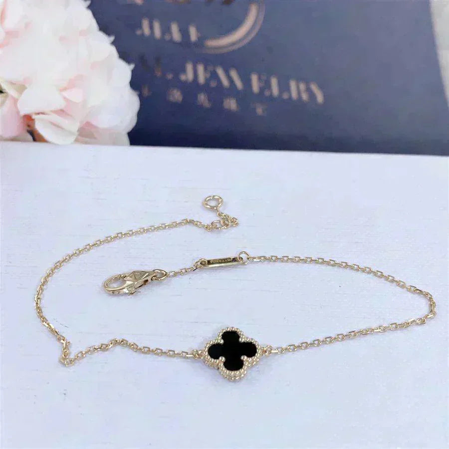 [Royal Jewelry]CLOVER ONYX SINGLE FLOWER BRACELET
