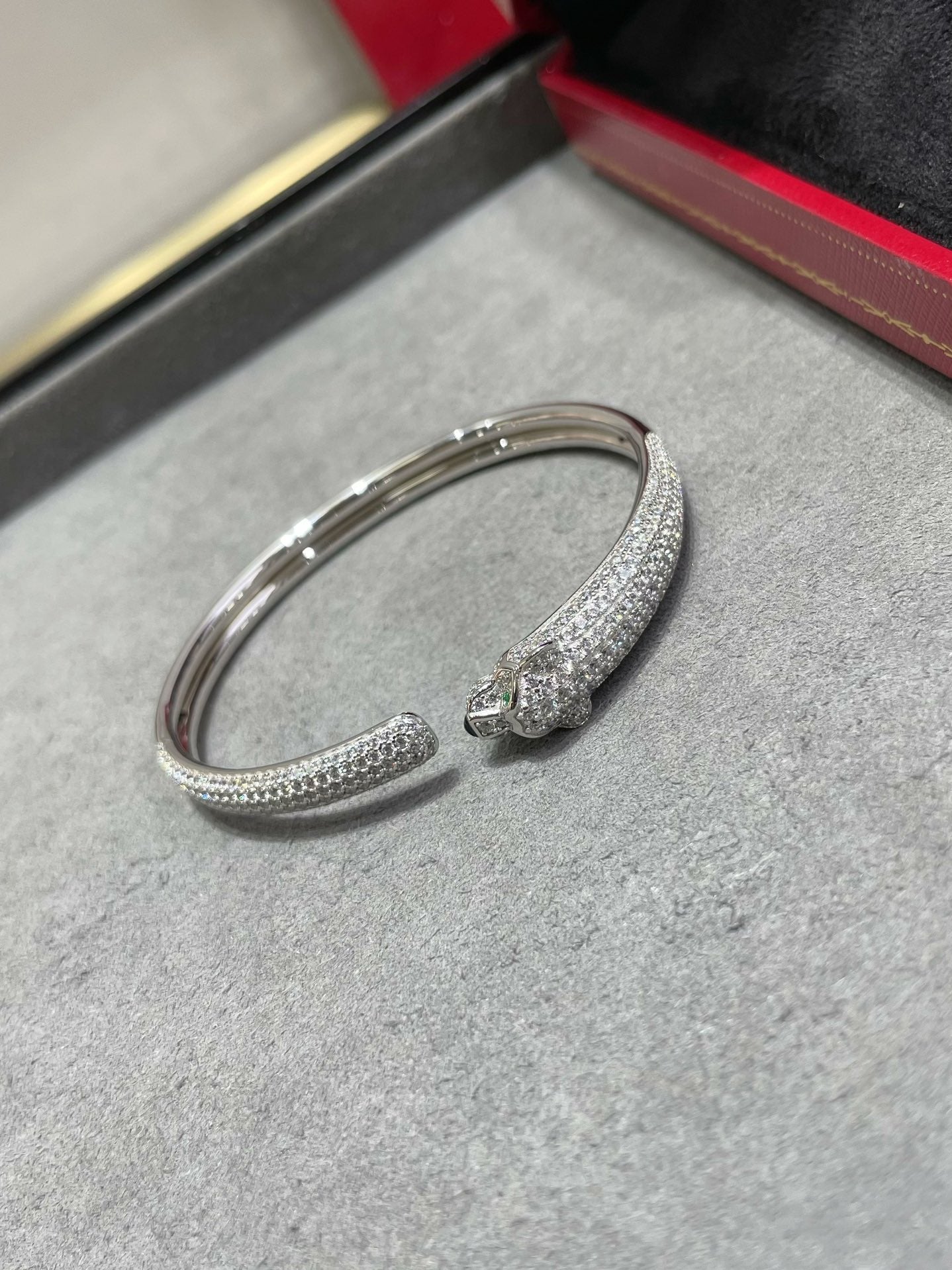 [Royal Jewelry]PANTHERE FULL DIAMOND OPEN BRACELET