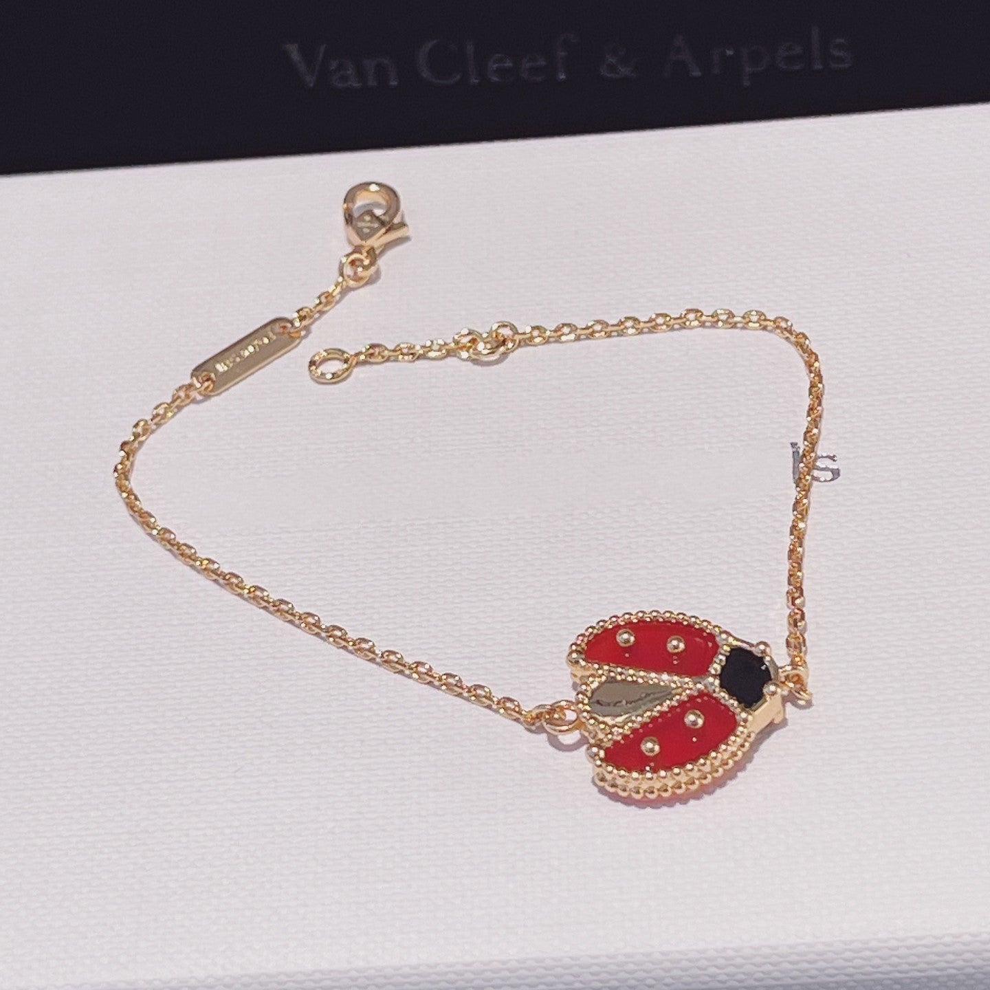 [Royal Jewelry]LUCKY SPRING 1 MOTIF PINK GOLD BRACELET