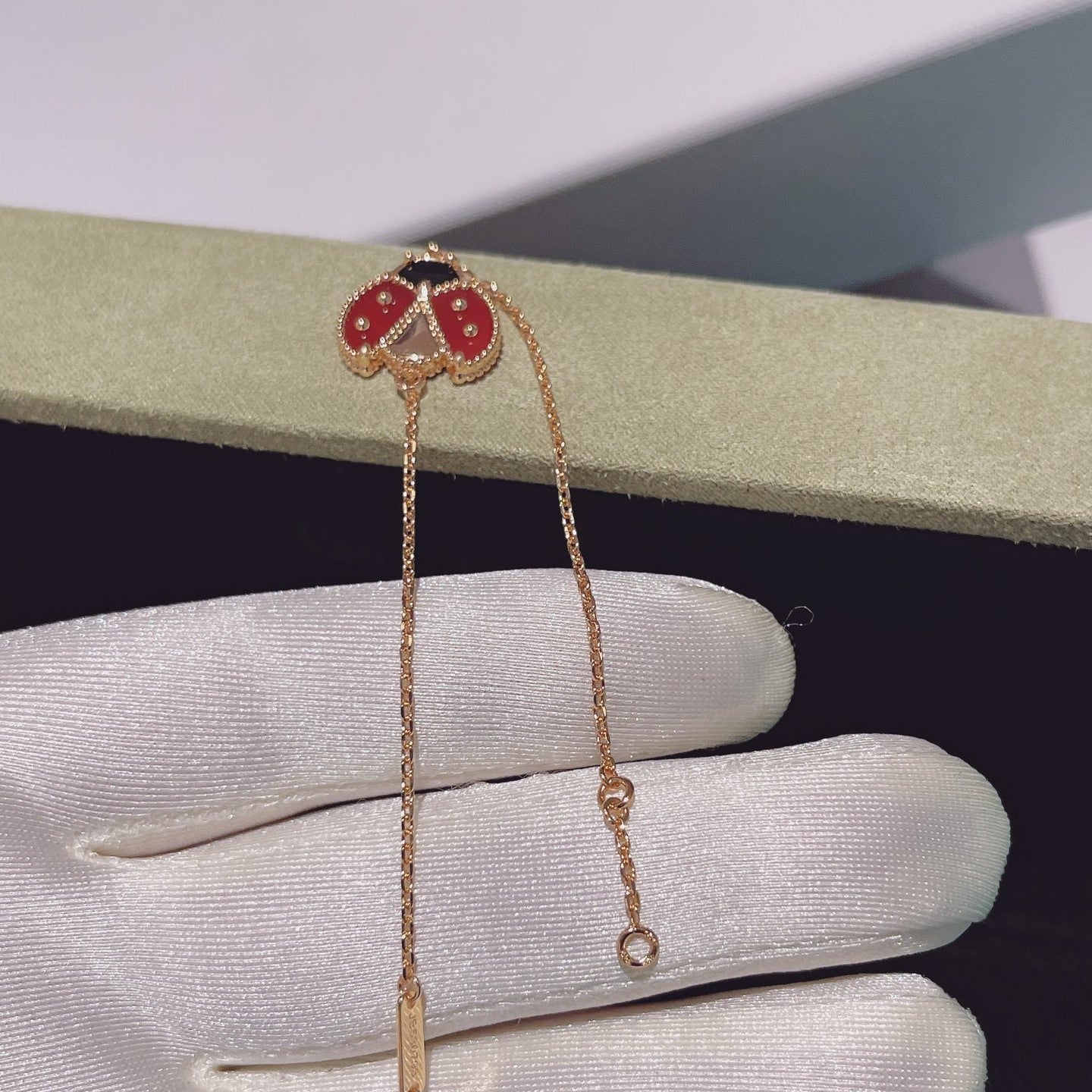 [Royal Jewelry]LUCKY SPRING 1 MOTIF PINK GOLD BRACELET