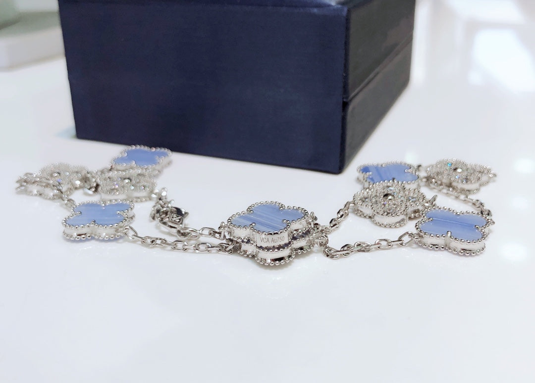 [Royal Jewelry]CLOVERS THE 10-MOTIFS CHALCEDONY DIAMONDS SILVER NECKLACE