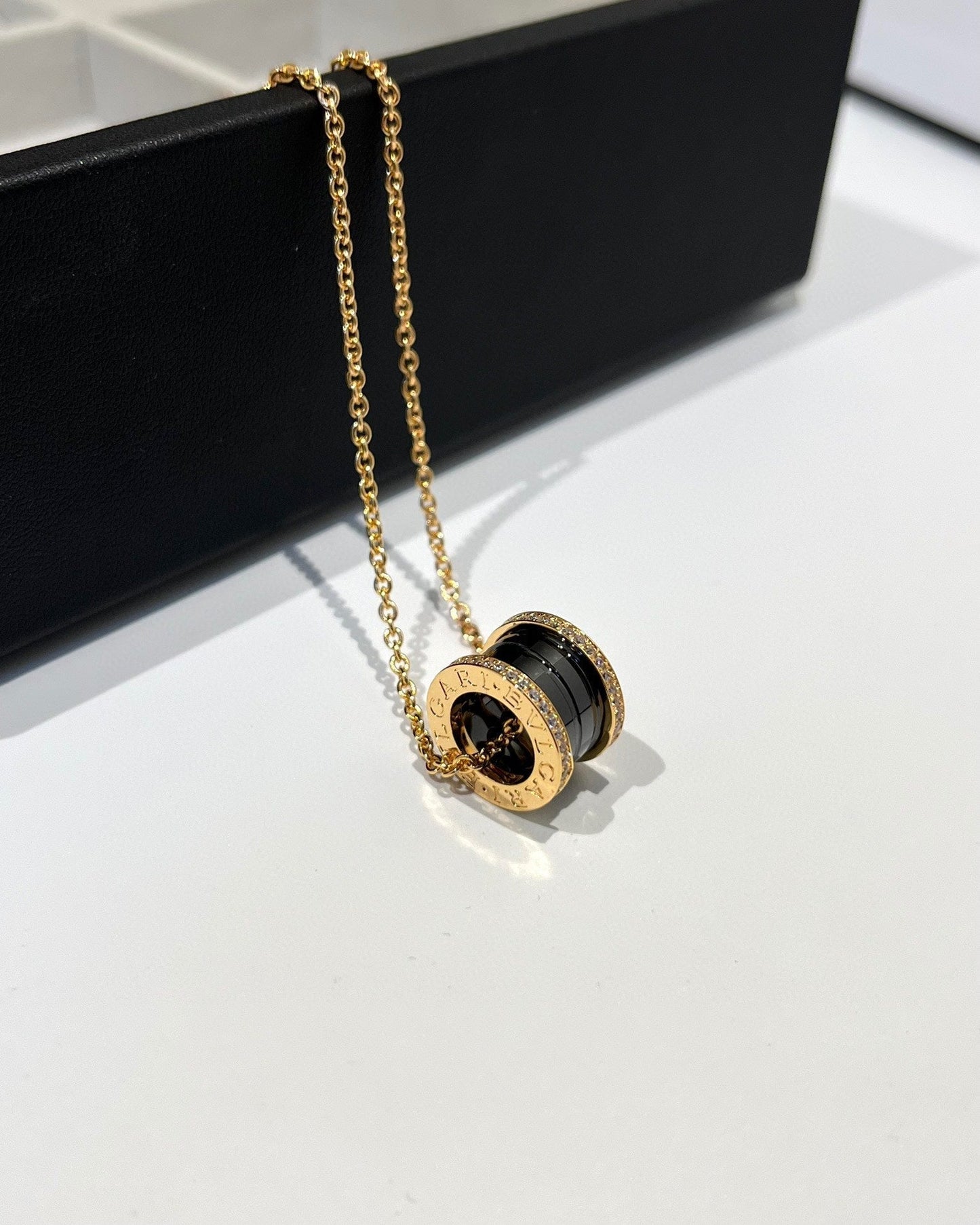 [Royal Jewelry]ZERO 1 BLACK CERAMIC DIAMOND PINK GOLD NECKLACE